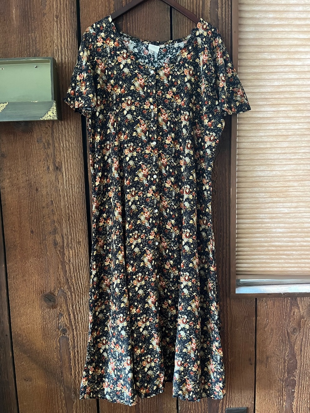 Vintage Floral Short-Sleeve Midi Dress in Black and Warm Florals Size 18W